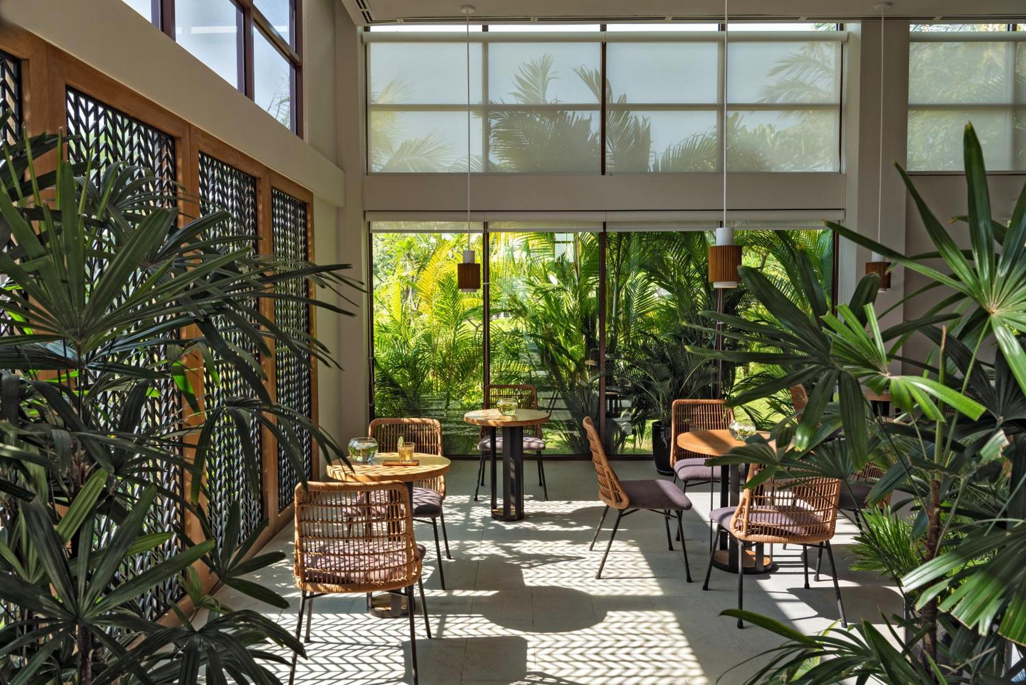 Alma Resort Cam Ranh Exterior photo
